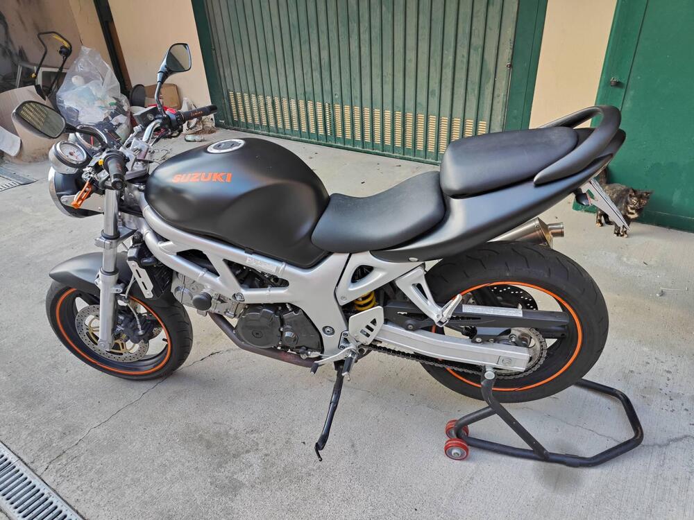 Suzuki SV 650 (2003 - 06) (4)