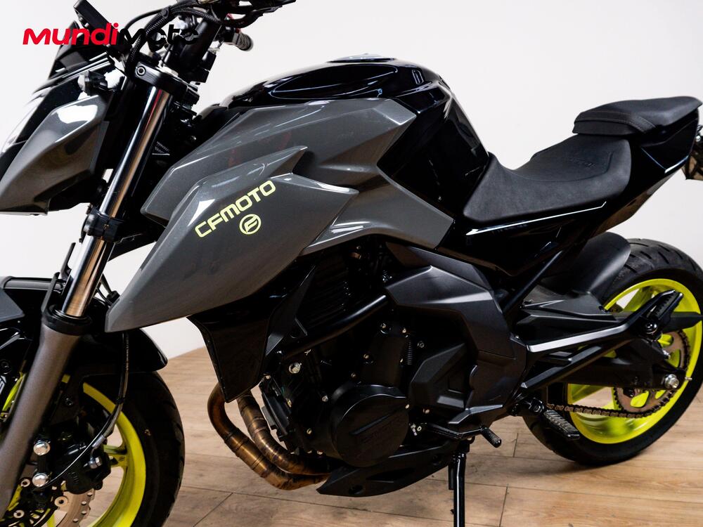 CFMOTO 650GT (2021 - 26) (9)