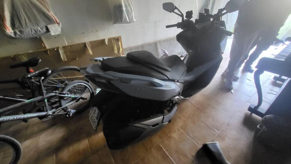 Kymco Xciting VS 400i (2023 - 26) (3)