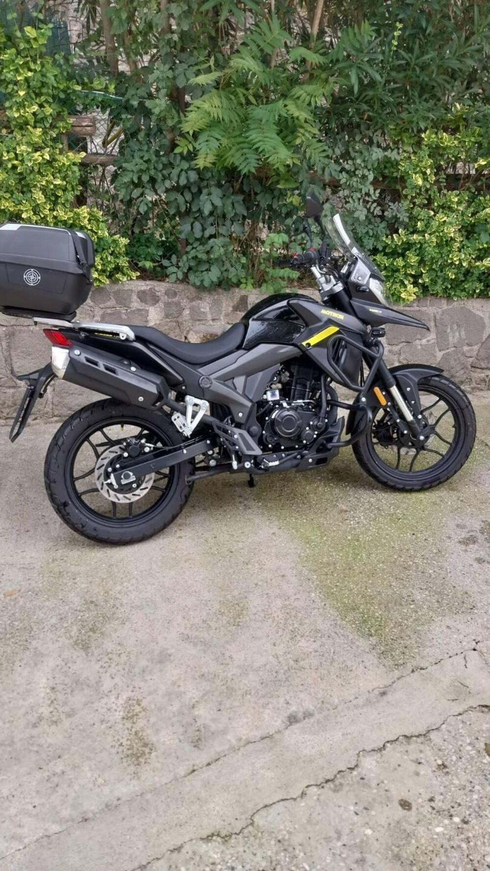 Motron Motorcycles X-Nord 125 (2021 - 26) (6)