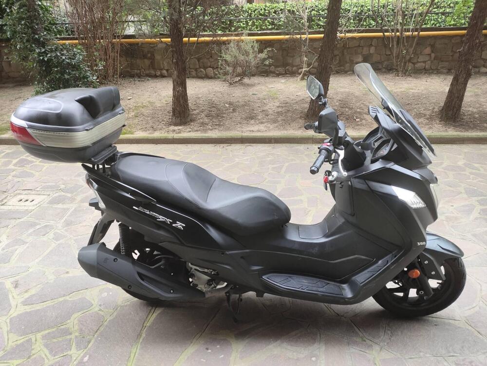 Sym Joymax 300 Z ABS (2018 - 20) (2)