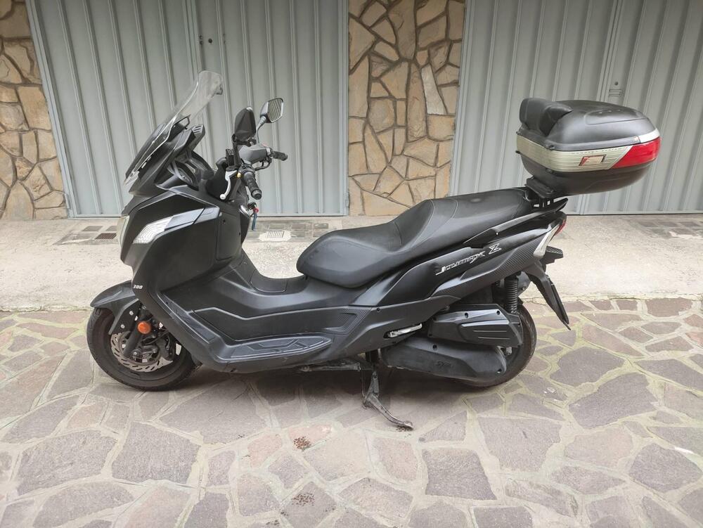 Sym Joymax 300 Z ABS (2018 - 20) (3)