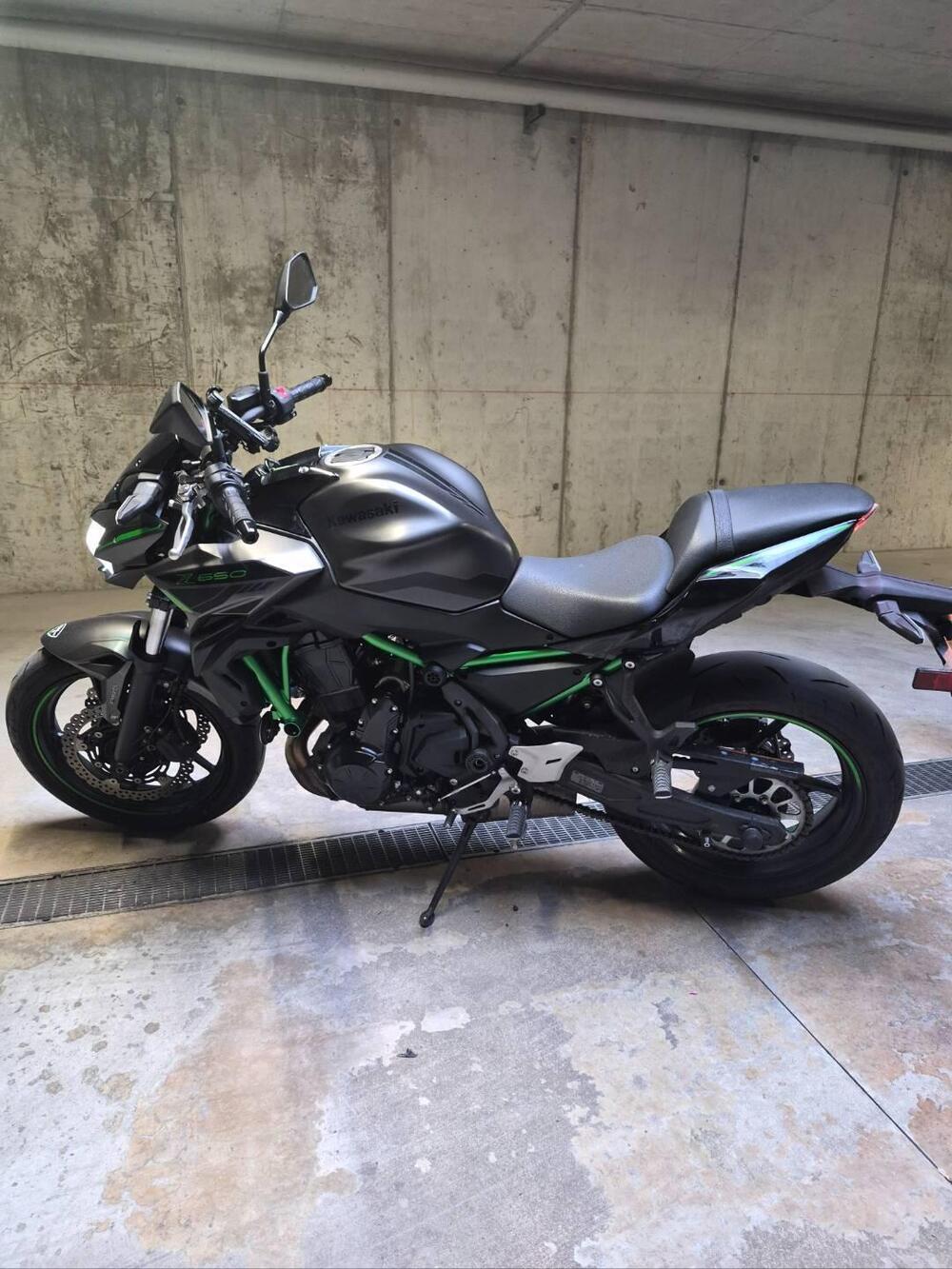 Kawasaki Z 650 (2021 - 24) (4)