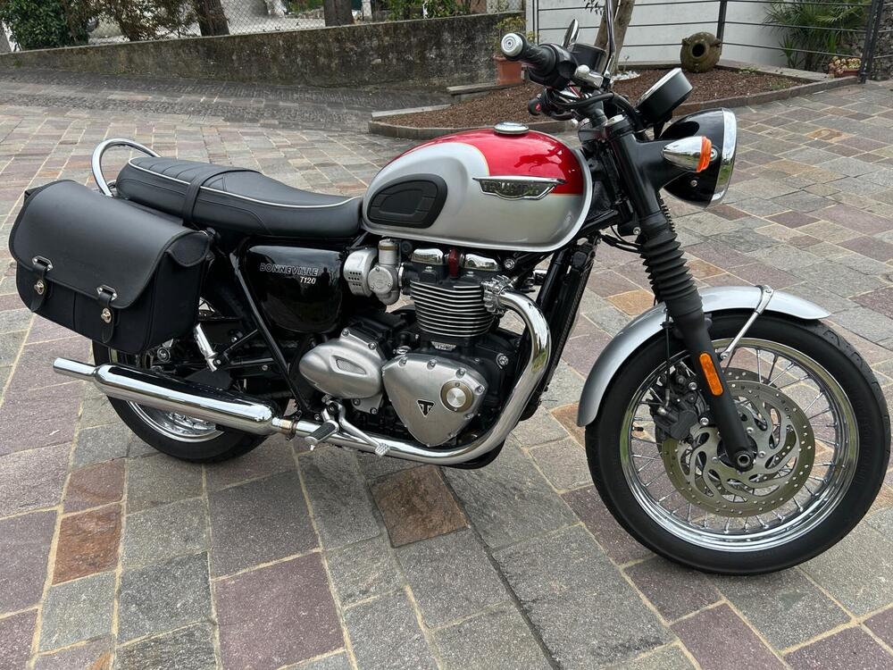 Triumph Bonneville T120 (2016 - 20) (4)