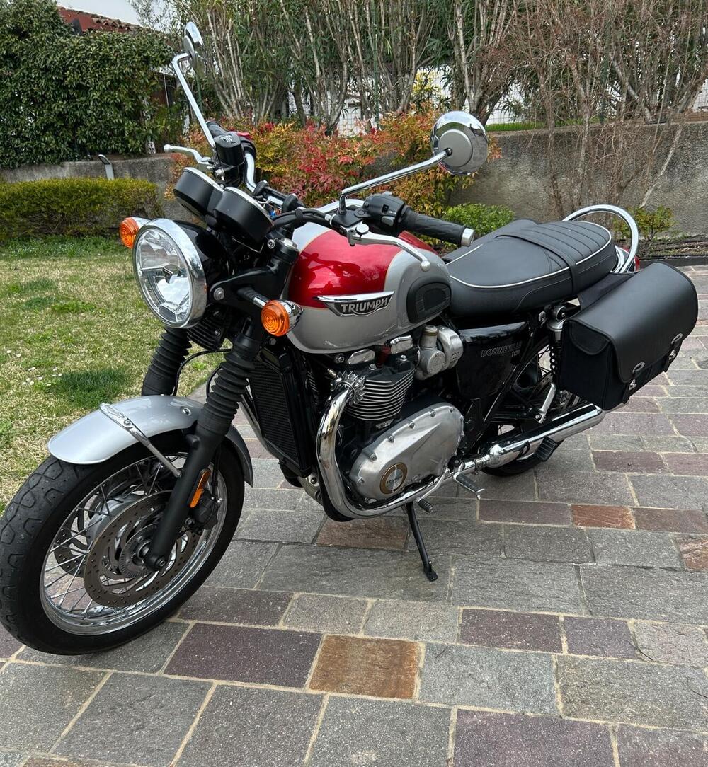 Triumph Bonneville T120 (2016 - 20) (8)