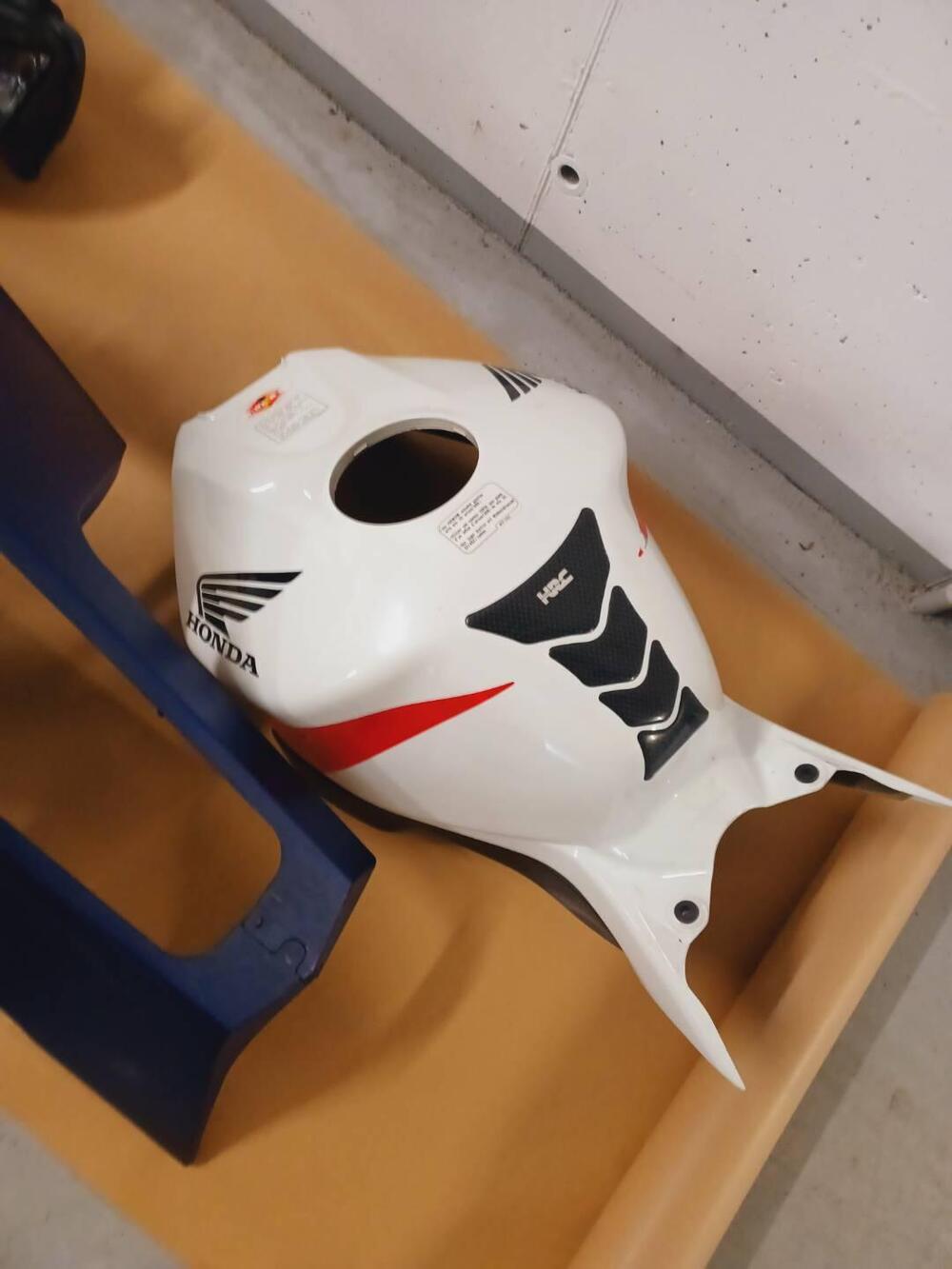 Honda CBR 1000 RR Fireblade (2004 - 05) (9)