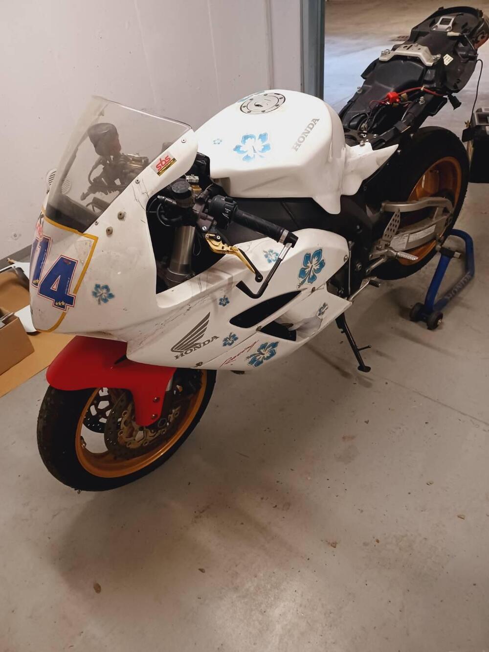 Honda CBR 1000 RR Fireblade (2004 - 05)