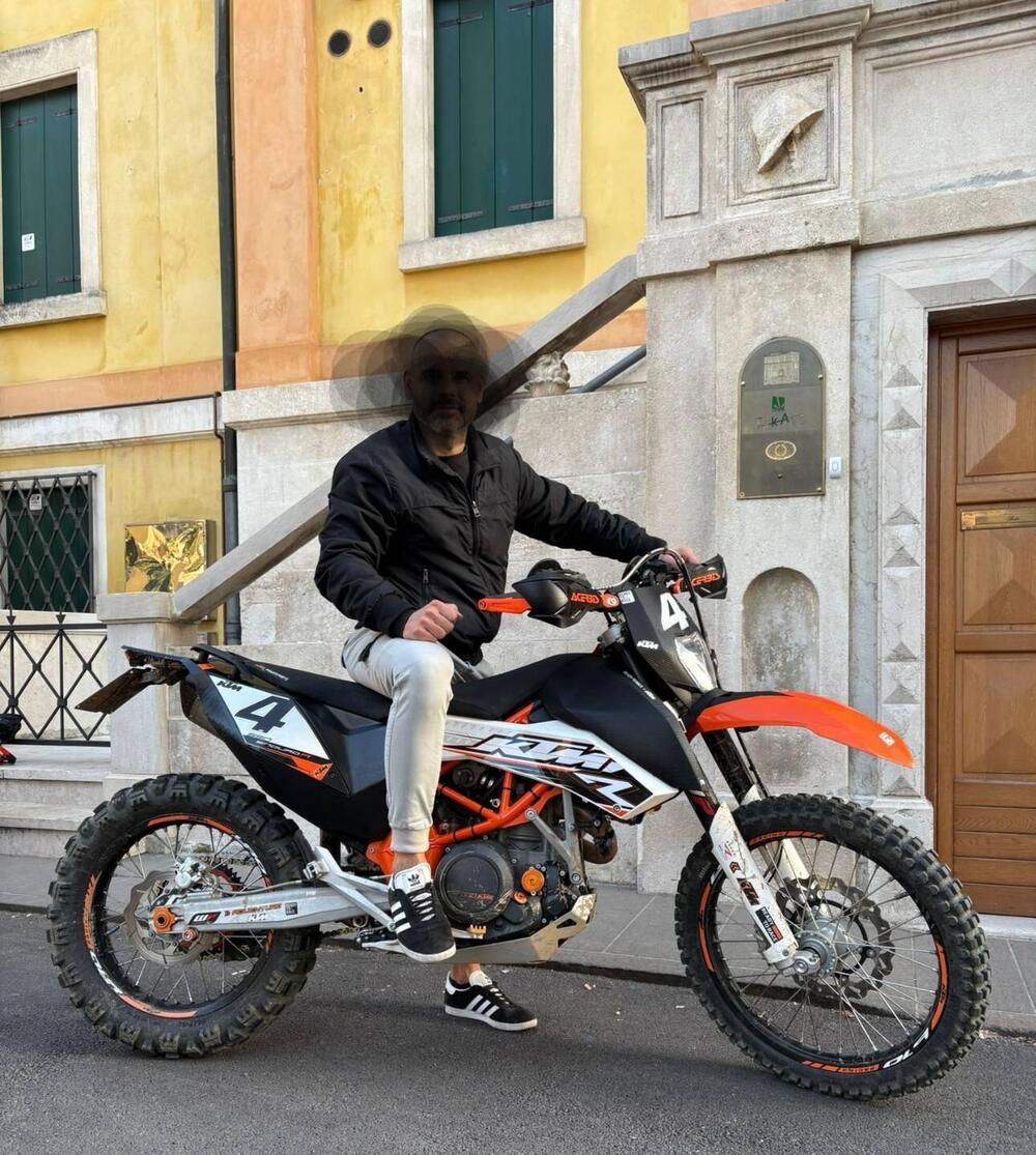 KTM 690 Enduro R (2009 - 11) (4)