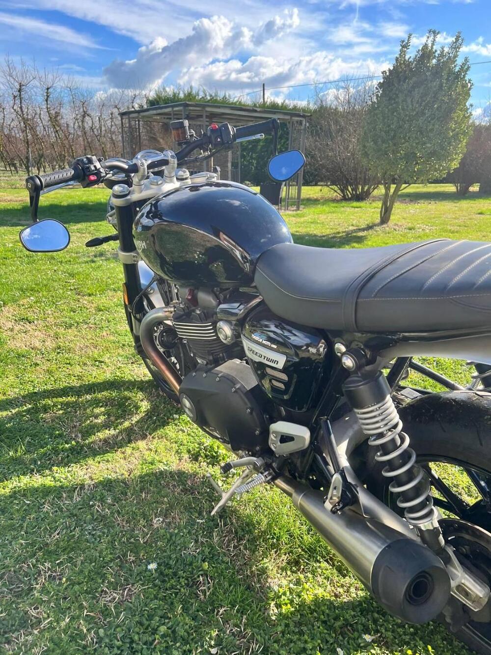 Triumph Speed Twin 1200 (2021 - 24) (2)