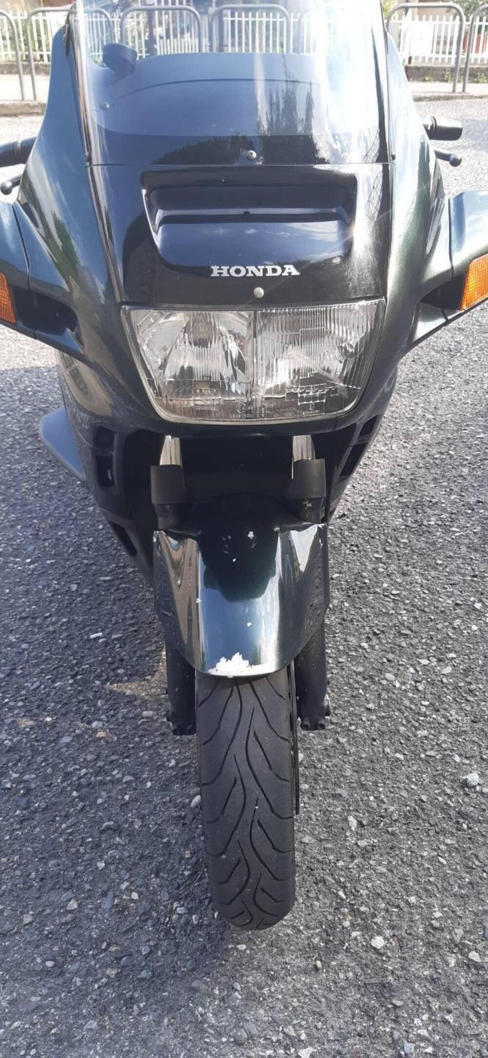 Honda ST 1100 Pan European (1991 - 02) (5)