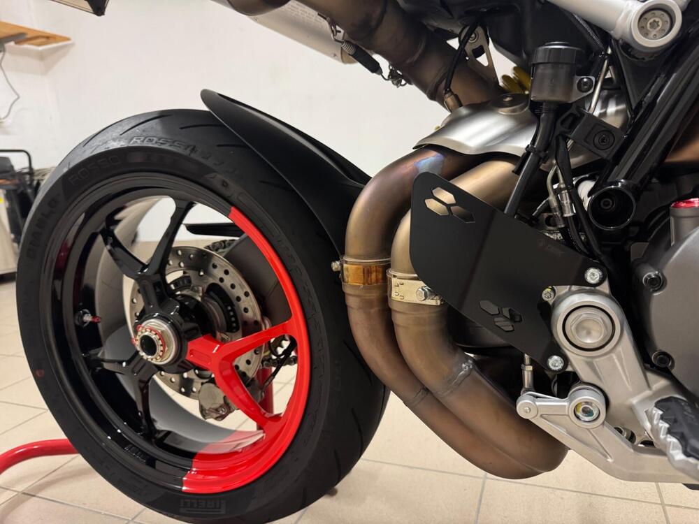 Ducati Hypermotard 950 RVE (2022 - 25) (2)