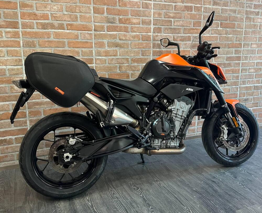 KTM 890 Duke (2021 - 23) (5)