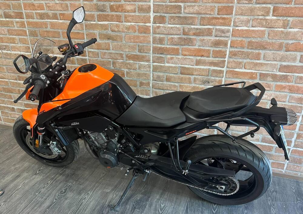 KTM 890 Duke (2021 - 23) (19)