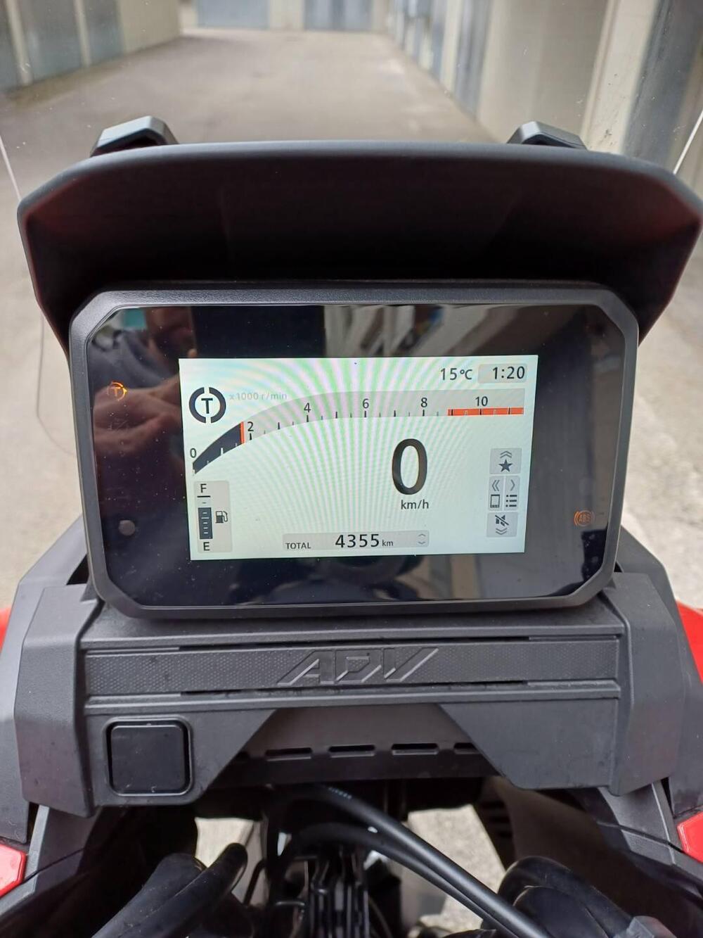 Honda ADV 350 (2025 - 26) (8)