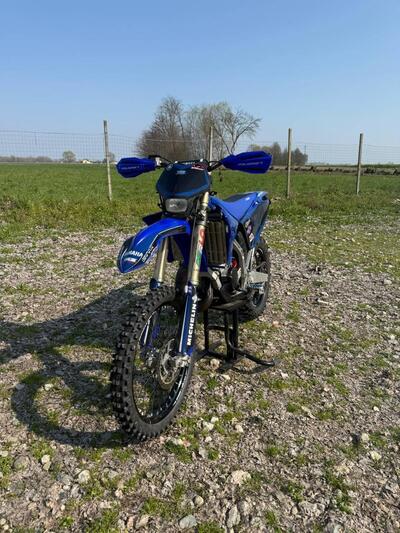 Yamaha YZ 125 (2016) usata