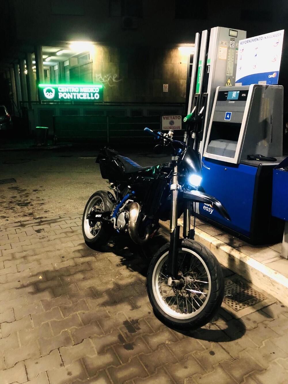 Husqvarna SM 125 S (2006) (2)