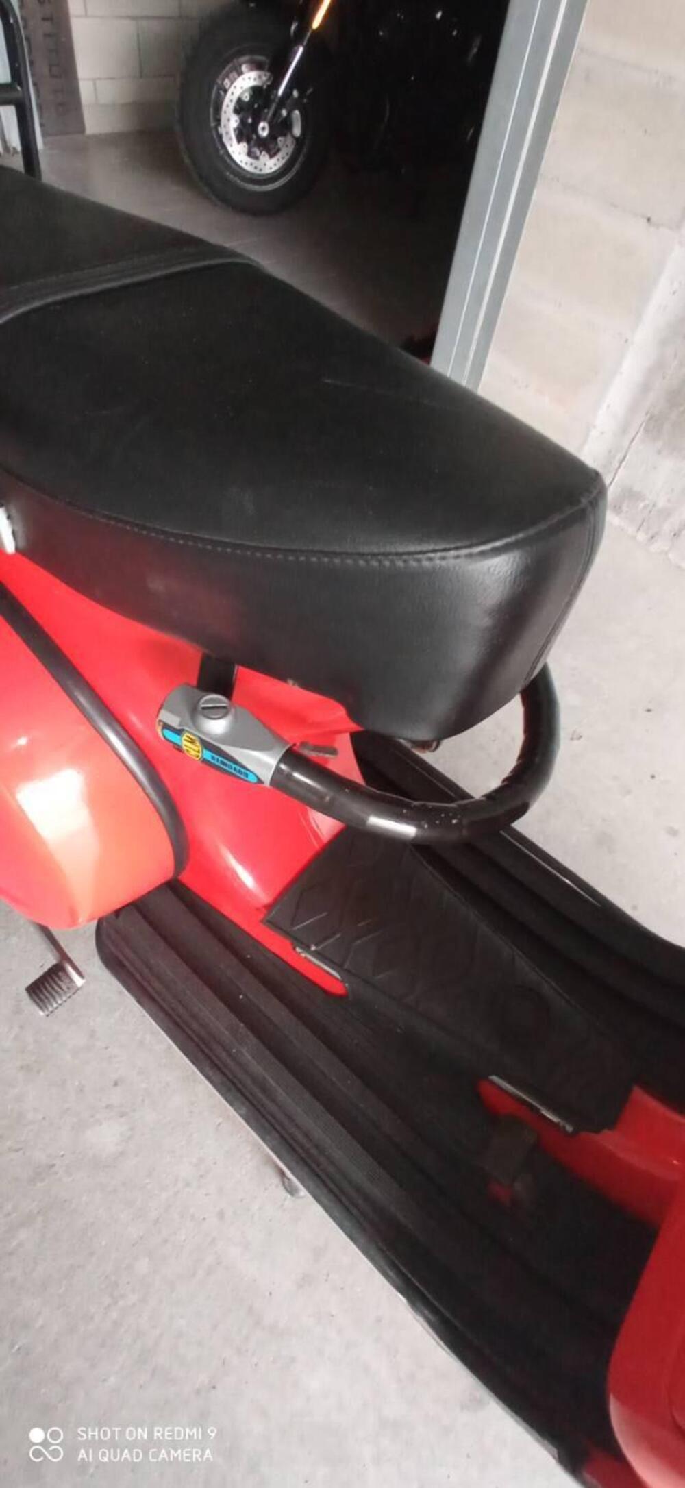 Piaggio Vespa 125 PX (15)