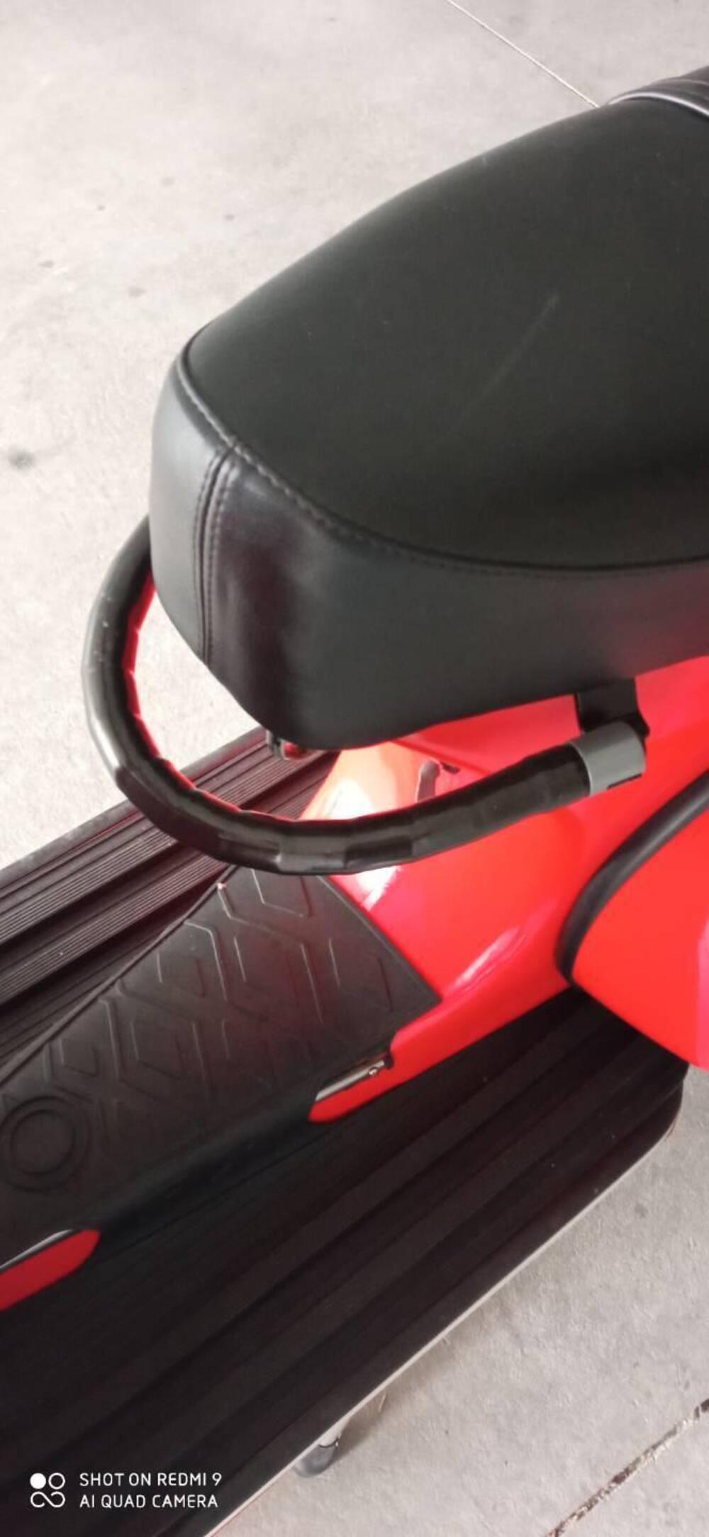 Piaggio Vespa 125 PX (17)