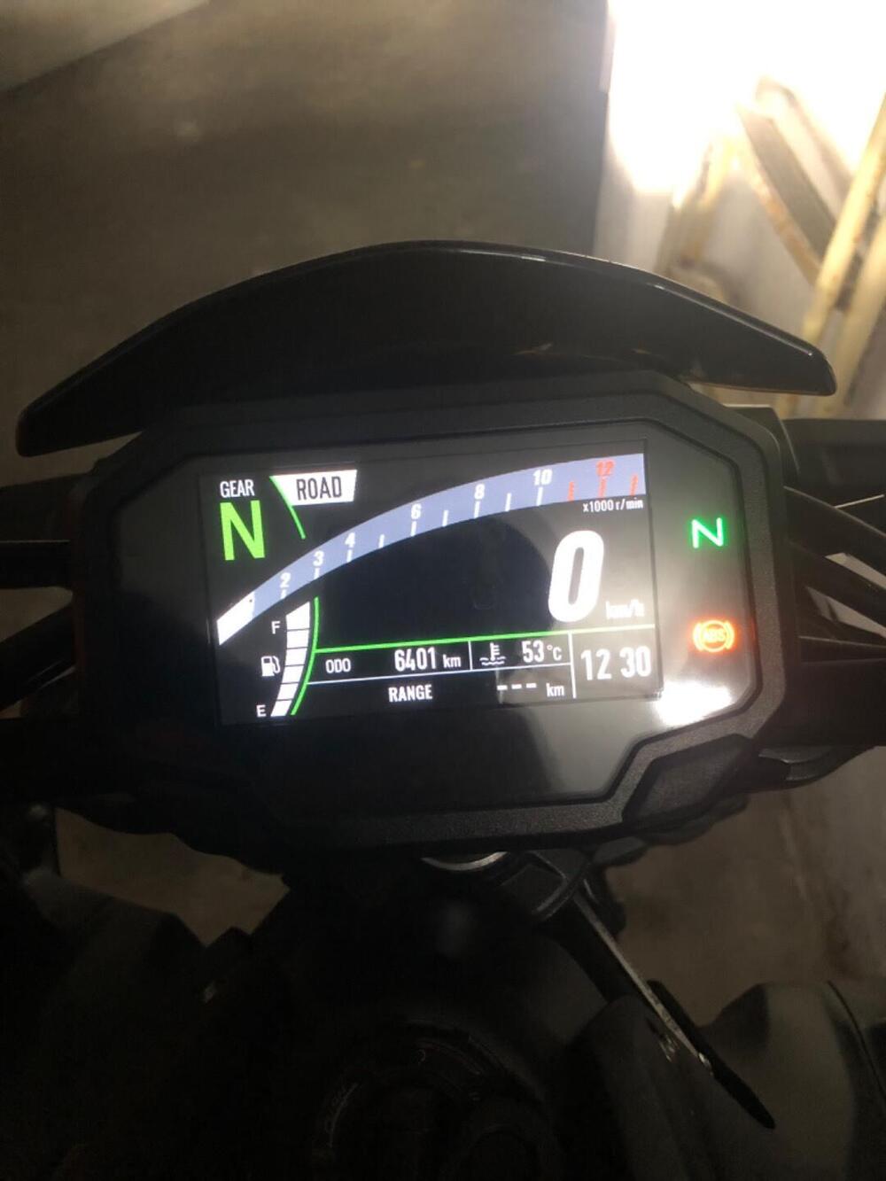 Kawasaki Z 900 (2021 - 24) (2)