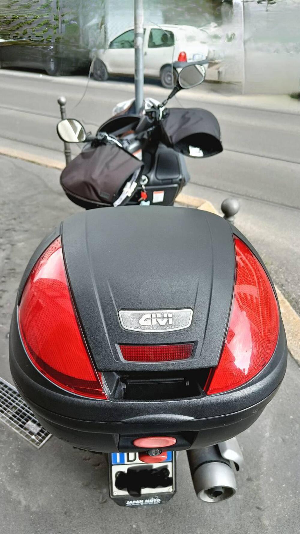 Suzuki Burgman UH 200 (2006 - 12) (2)