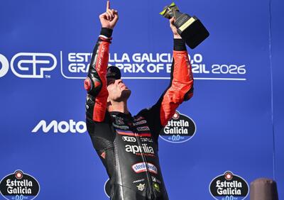 MotoGP 2026. GP del Brasile. Marco Bezzecchi, weekend raddrizzato e vittoria: “Valentino Rossi mi ha detto ‘Vai, vai!’ e mi son gasato. Una giornata bellissima”