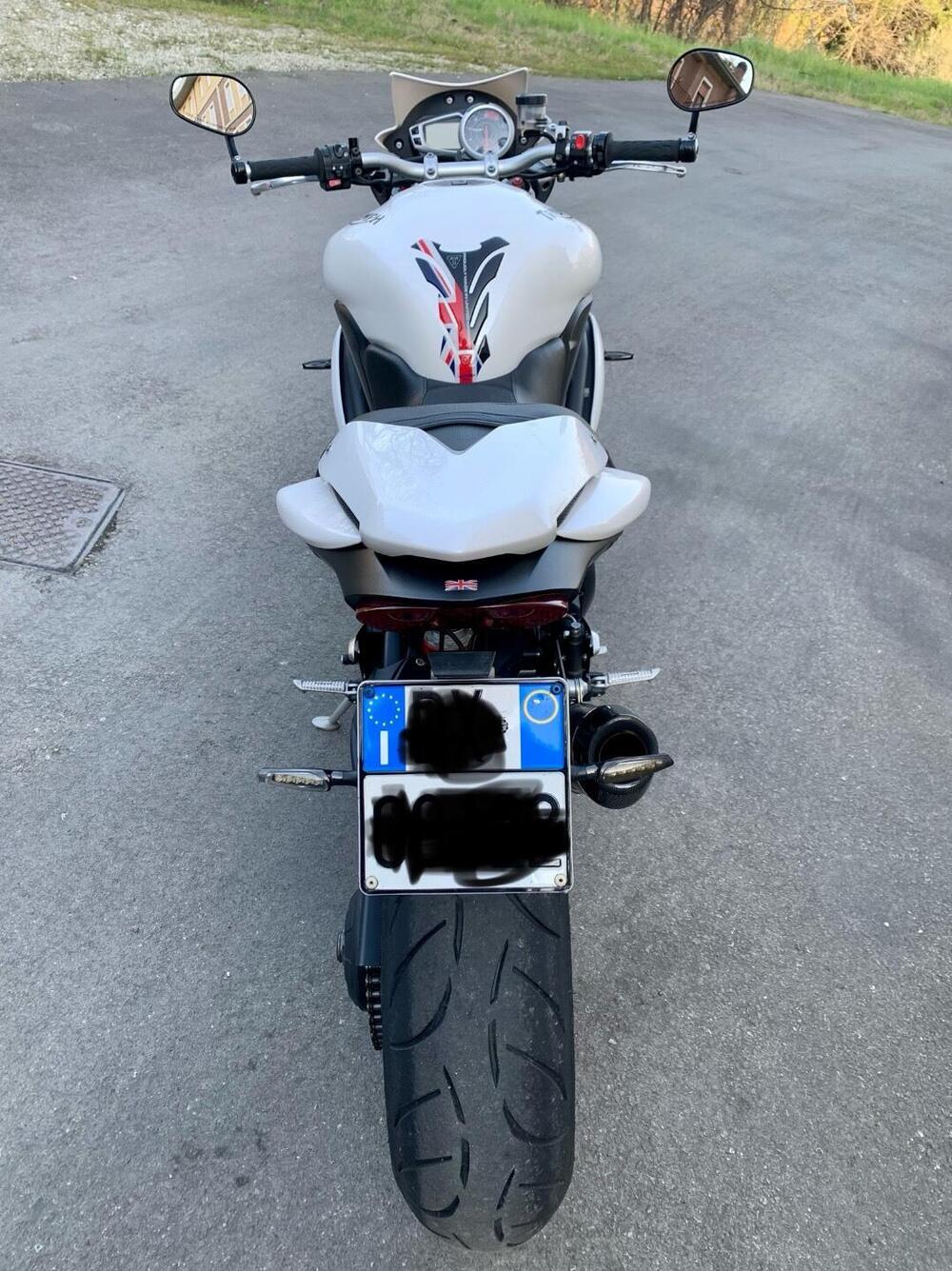 Triumph Speed Triple 1050 ABS (2011 - 15) (6)