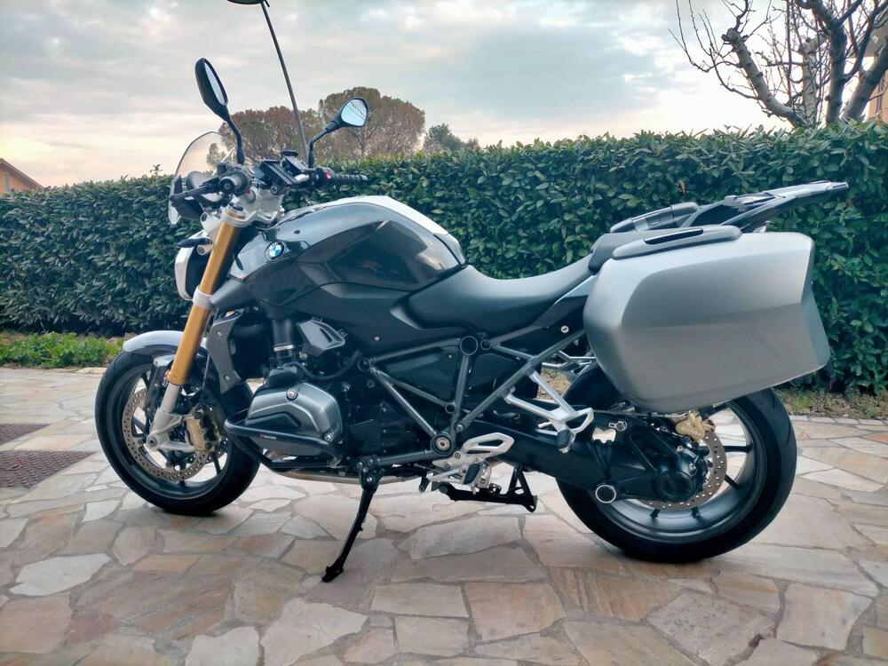 Bmw R 1200 R (2015 - 16) (2)