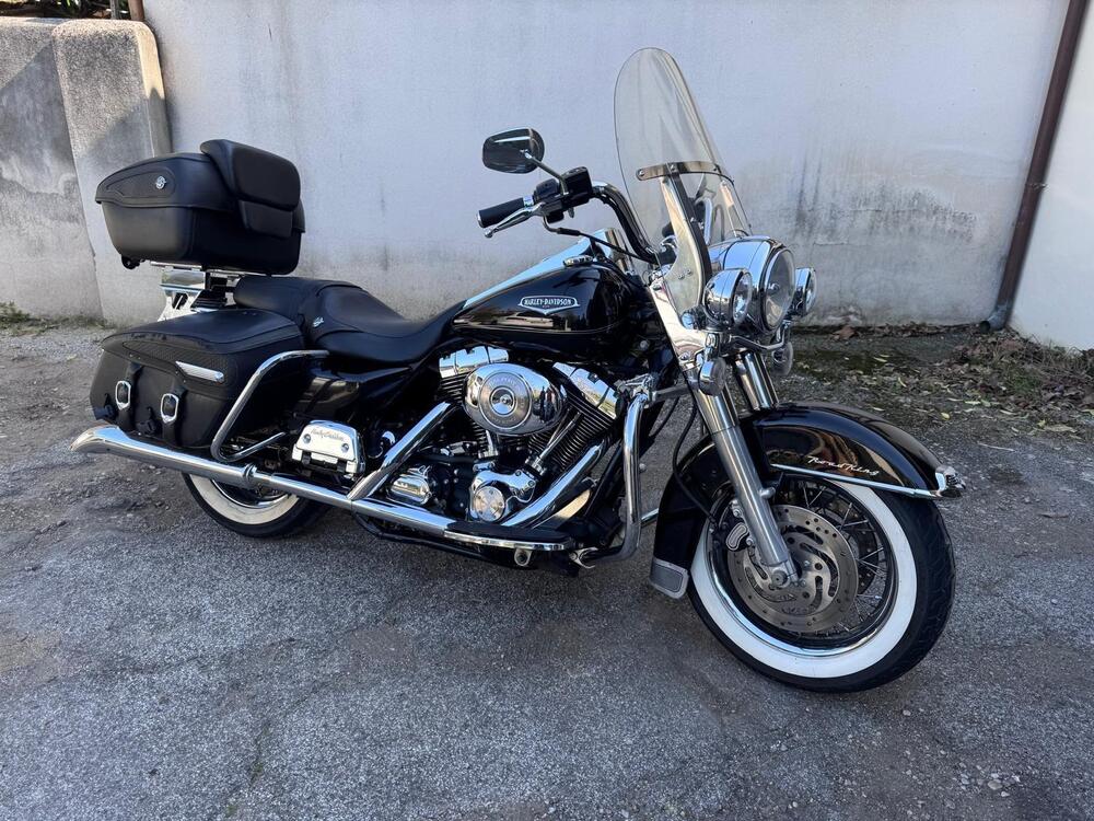 Harley-Davidson 1450 Road King Classic (2006 - 07) - FLHRCI