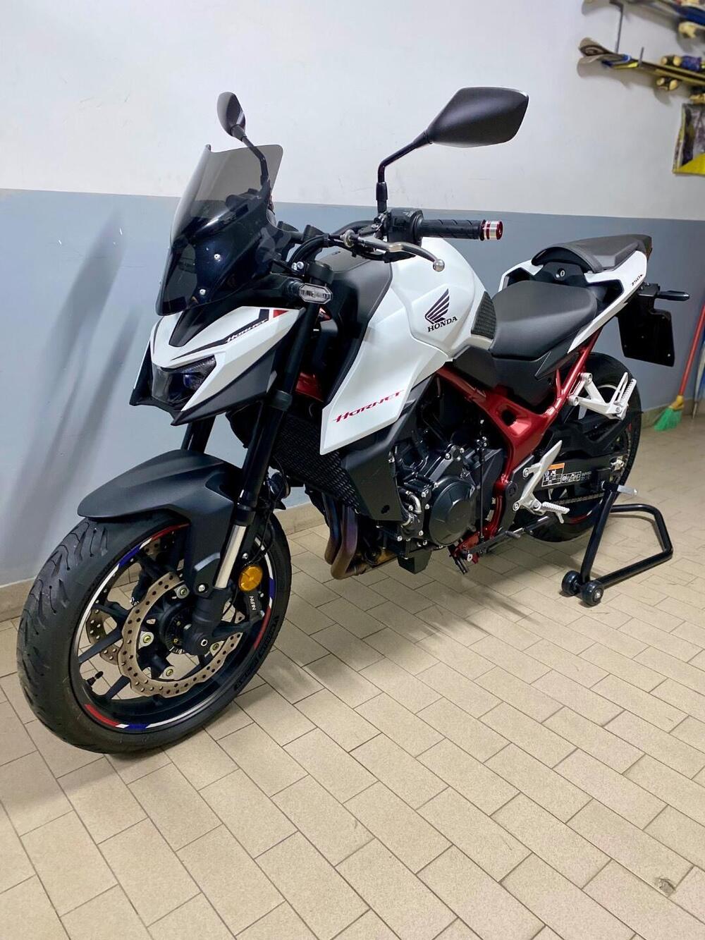 Honda CB 750 Hornet (2025) (6)