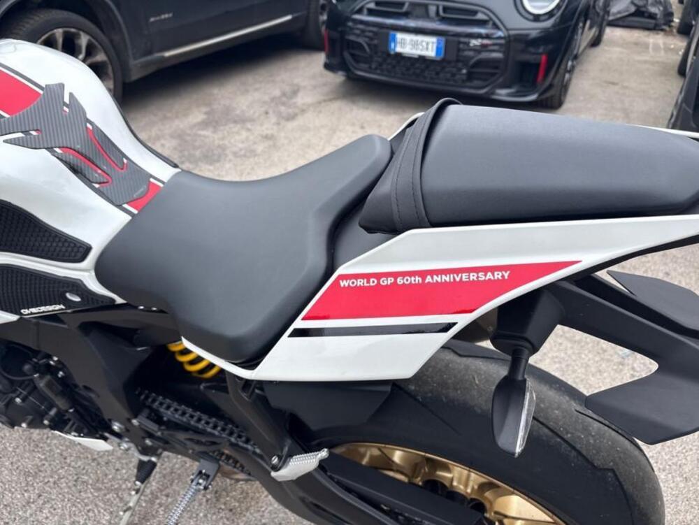 Yamaha YZF R1 (2020 - 25) (4)