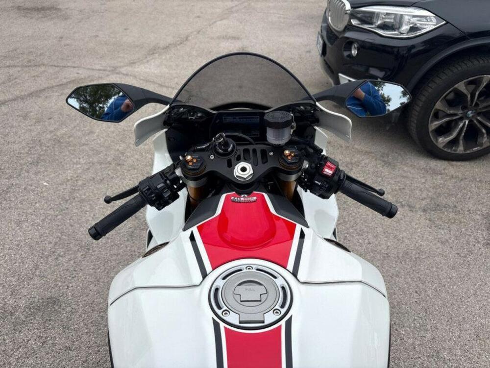 Yamaha YZF R1 (2020 - 25) (6)