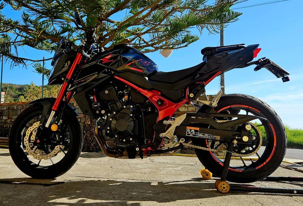 Honda CB 750 Hornet (2023 - 24)