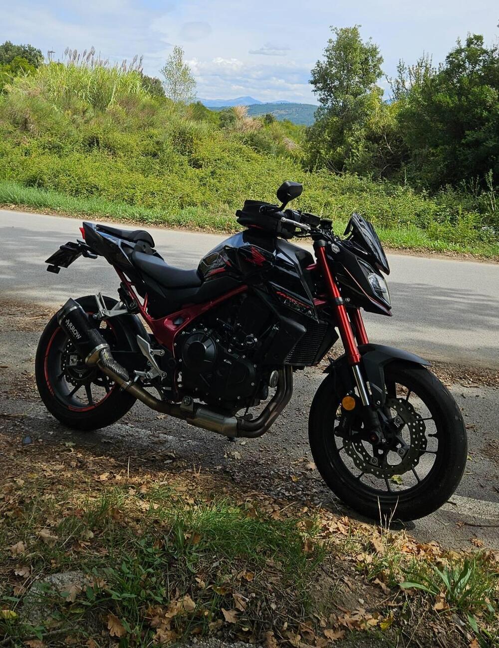 Honda CB 750 Hornet (2023 - 24) (5)