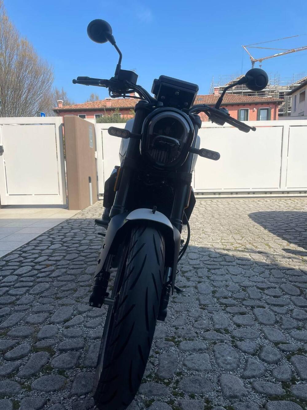 Benelli Leoncino 125 (2022 - 25) (6)