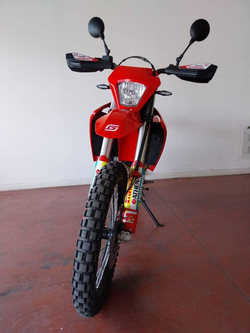 GASGAS ES 700 (2022 - 26) (2)