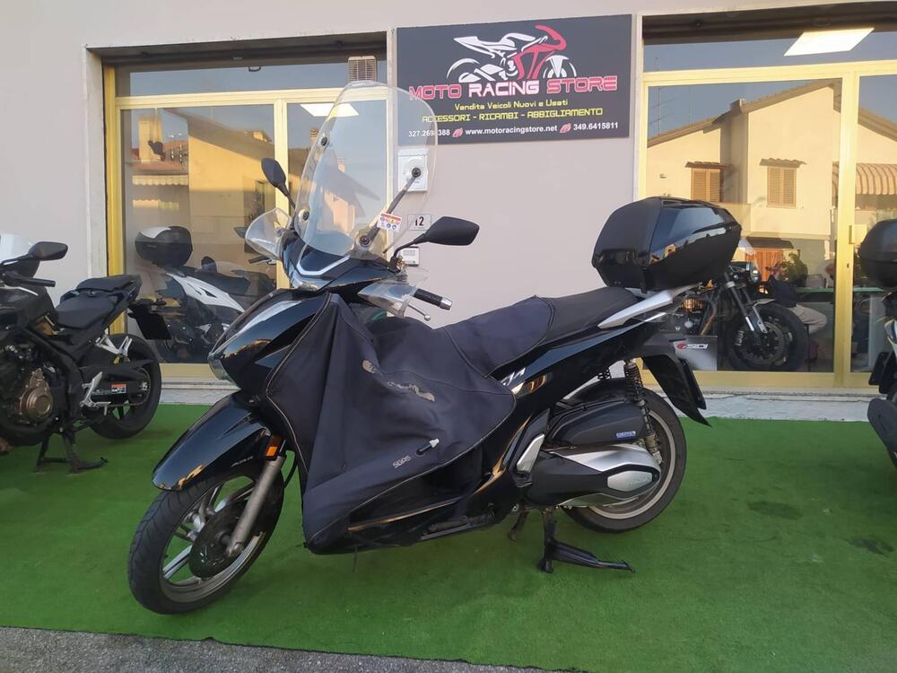 Honda SH 350 (2021 - 24) (6)