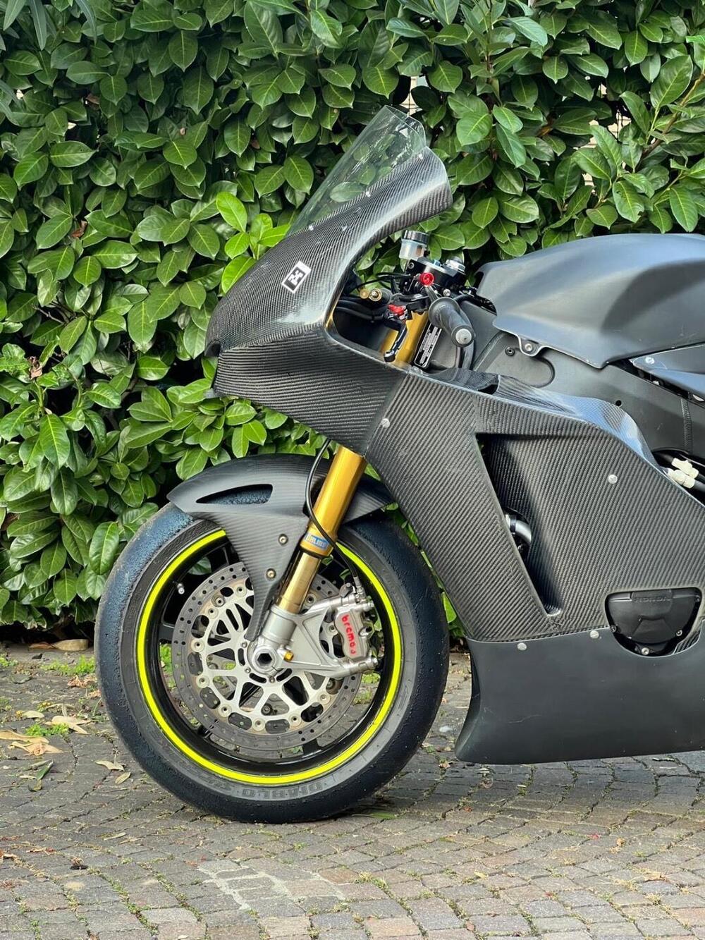 Honda CBR 600 RR (2007 - 08) (4)