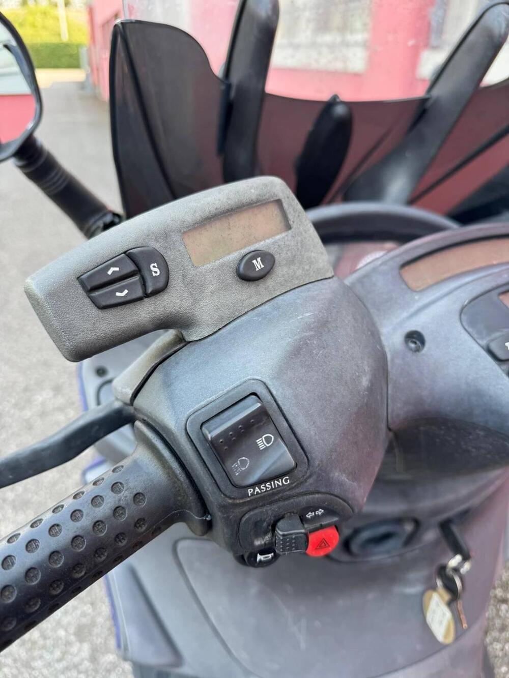 Piaggio X9 250 (2002) (9)