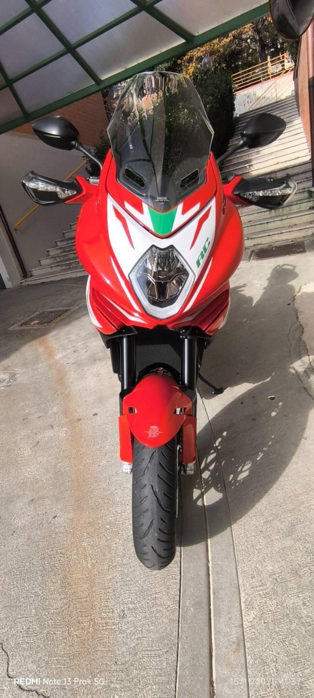 MV Agusta Turismo Veloce 800 RC SCS (2022 - 26) (4)