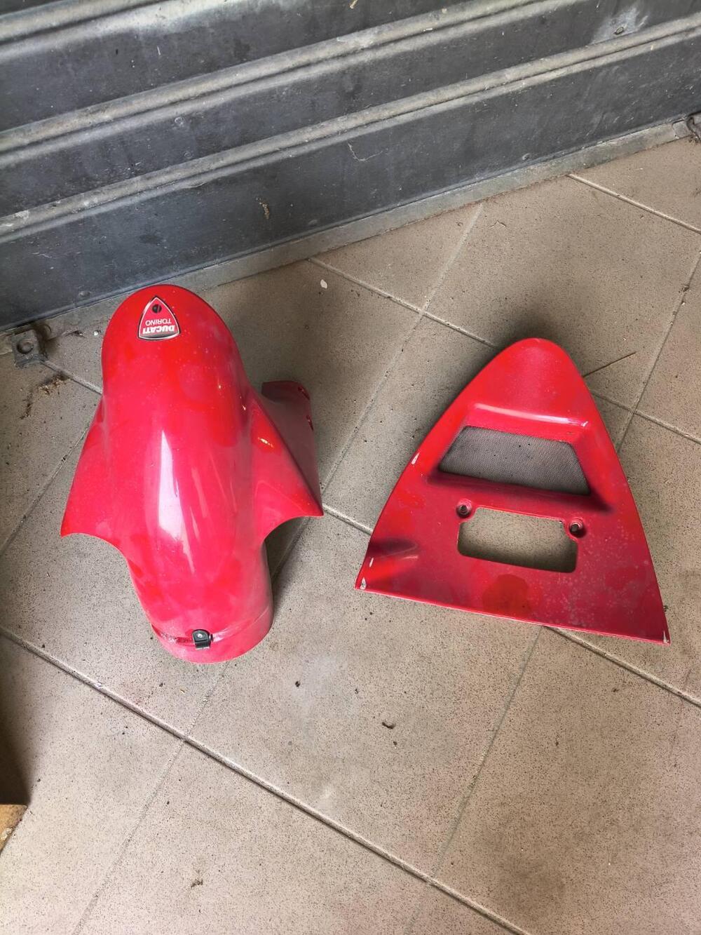 Ducati 748 Biposto (1998 - 03) (5)