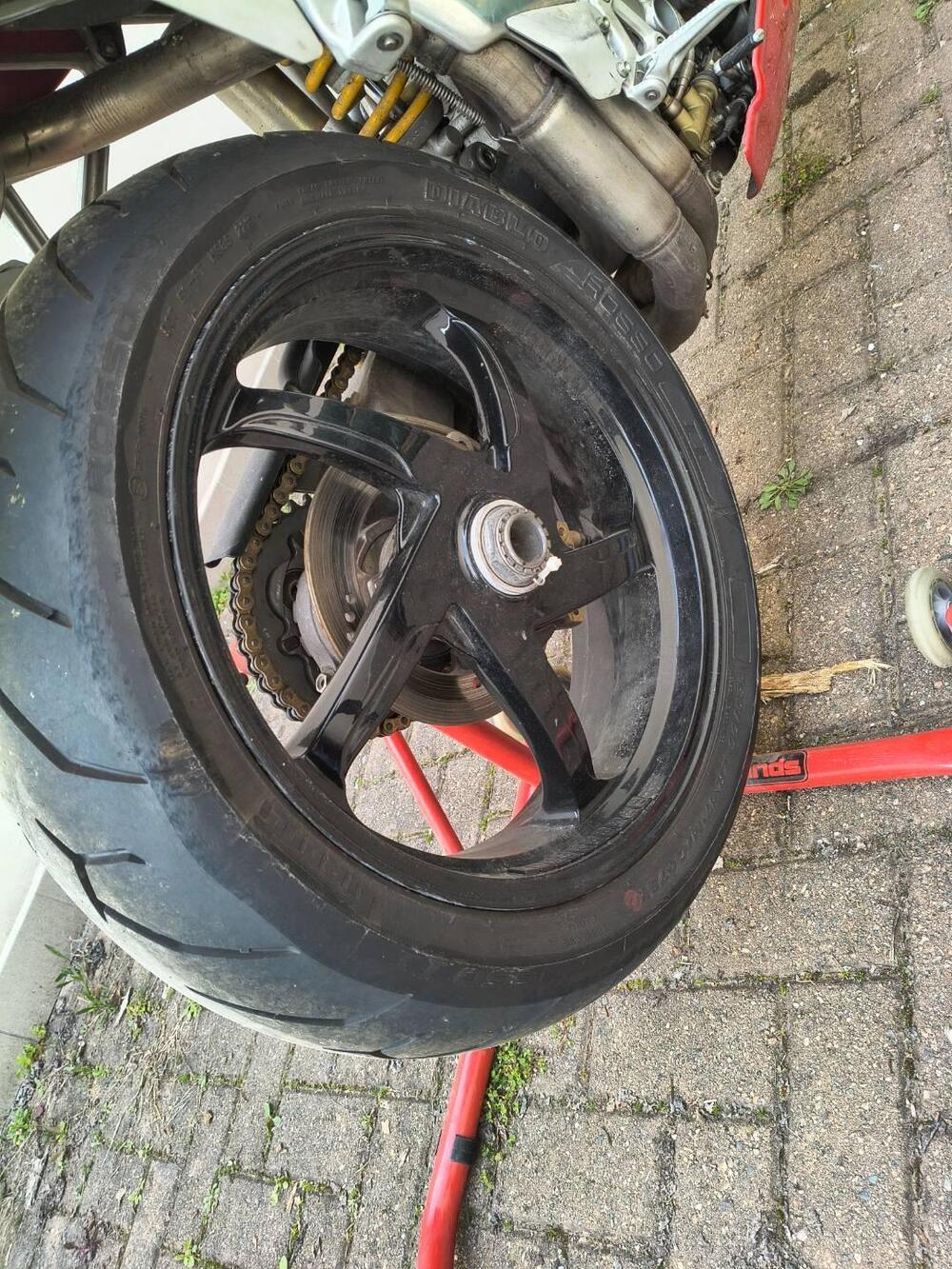 Ducati 748 Biposto (1998 - 03) (7)