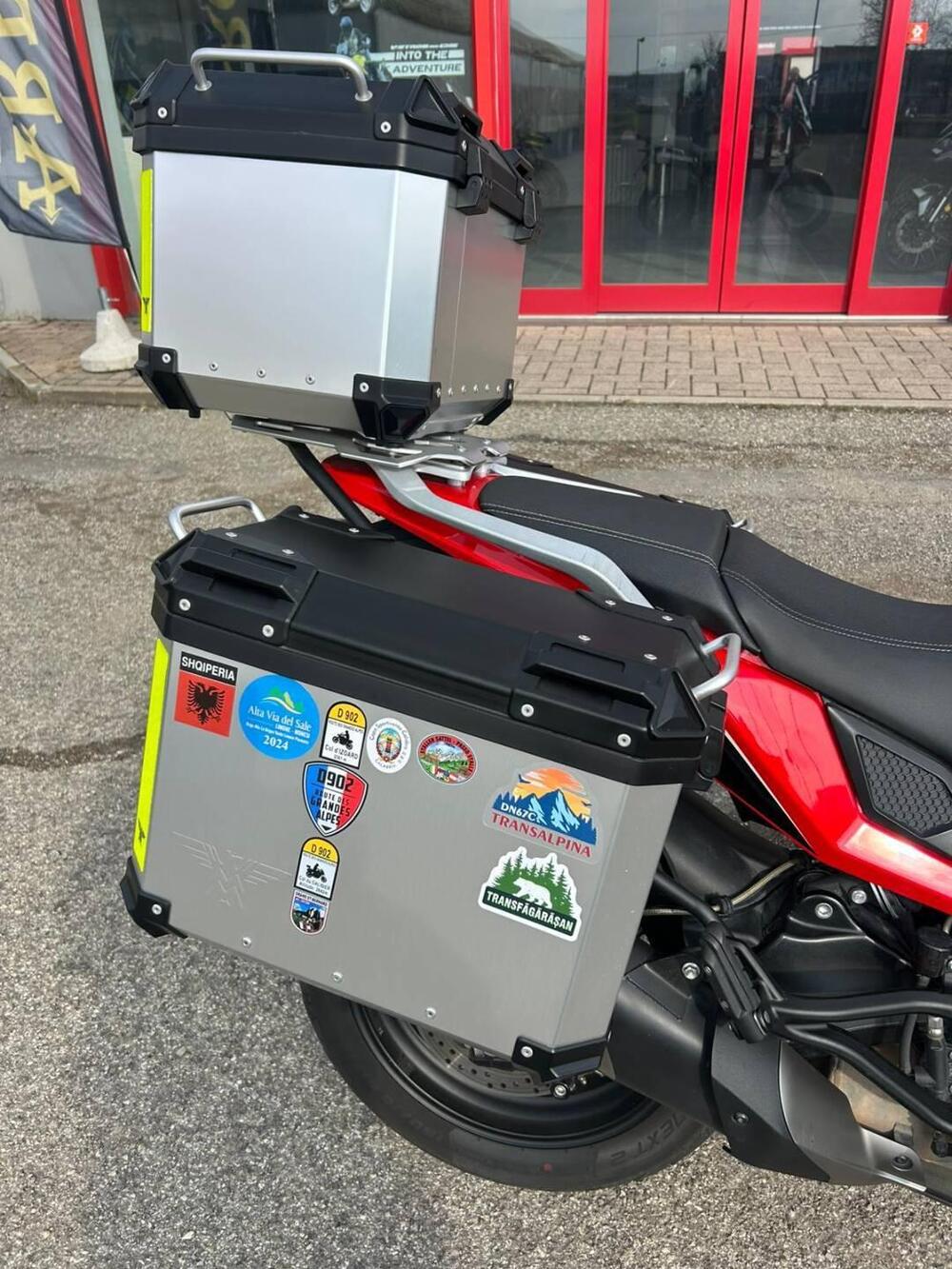 Moto Morini X-Cape 650 (2021 - 26) (3)