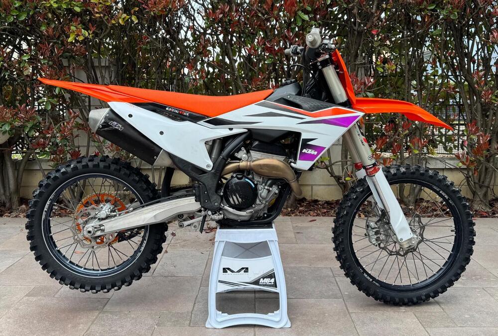 KTM 250 SX-F (2024) (2)