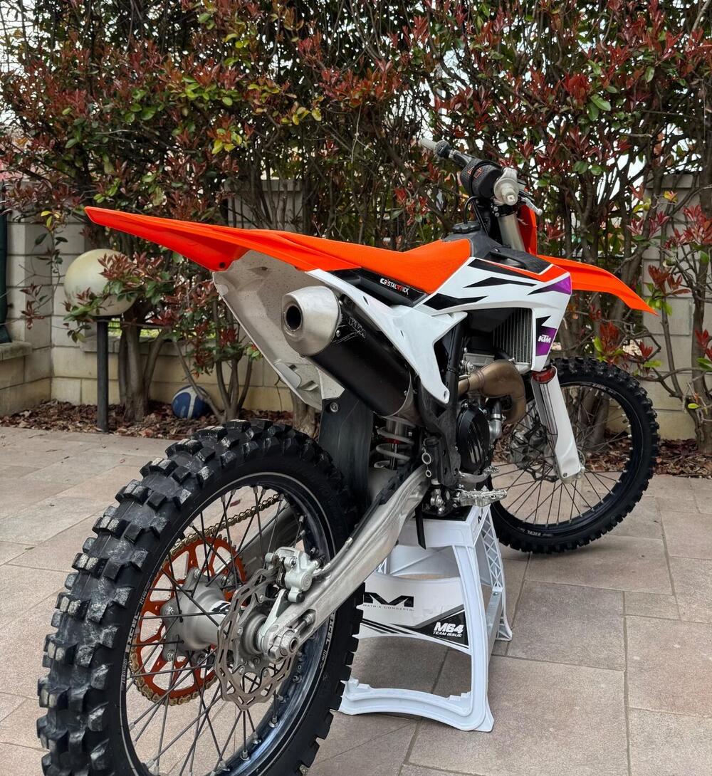 KTM 250 SX-F (2024) (4)