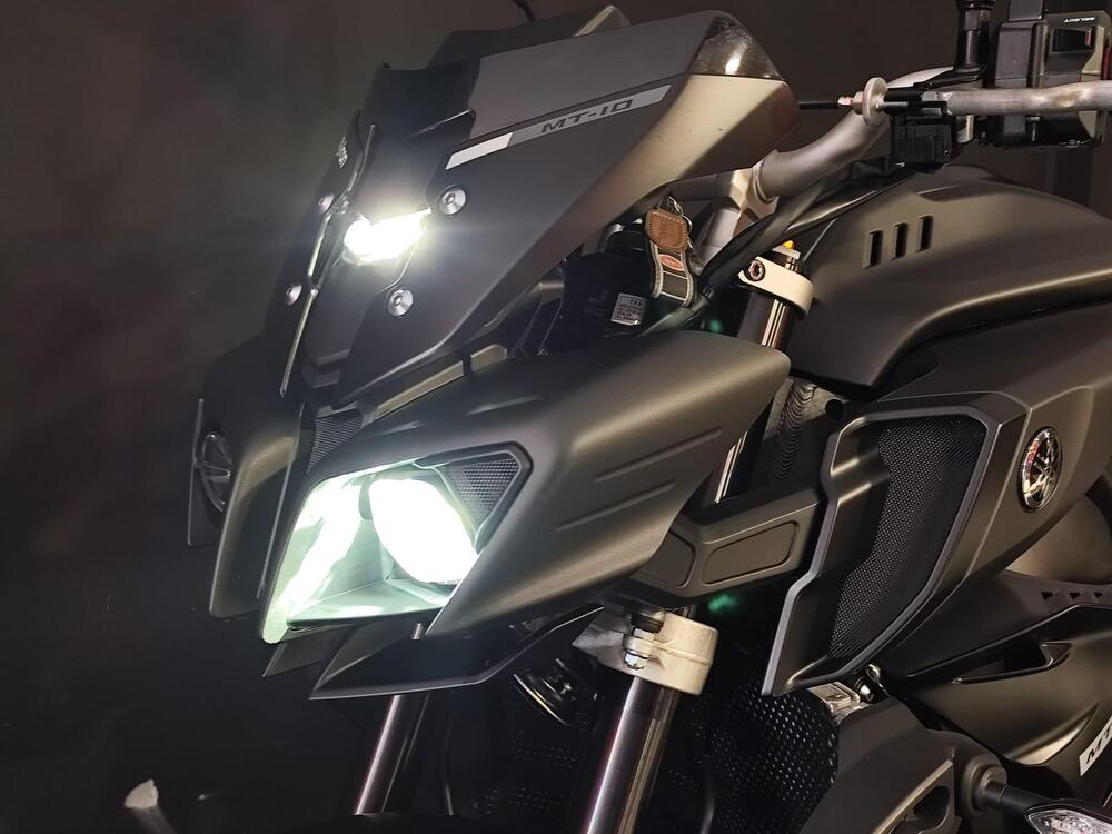 Yamaha MT-10 Tourer Edition (2017 - 20) (8)