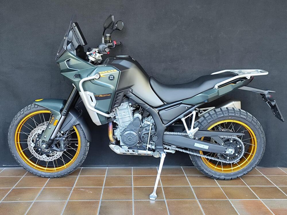 Kove 800X Pro (2024 - 25) (2)