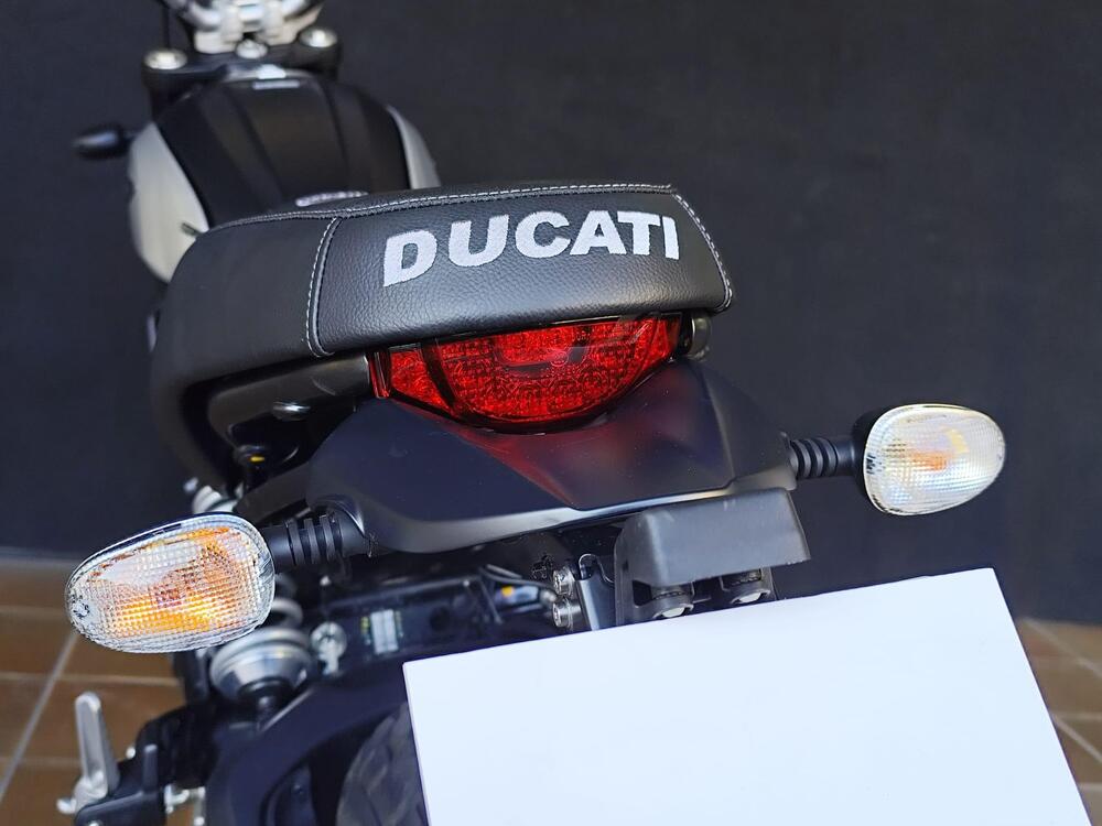 Ducati Scrambler 800 Icon Dark (2021 - 22) (14)