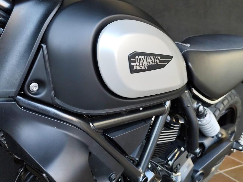 Ducati Scrambler 800 Icon Dark (2021 - 22) (16)