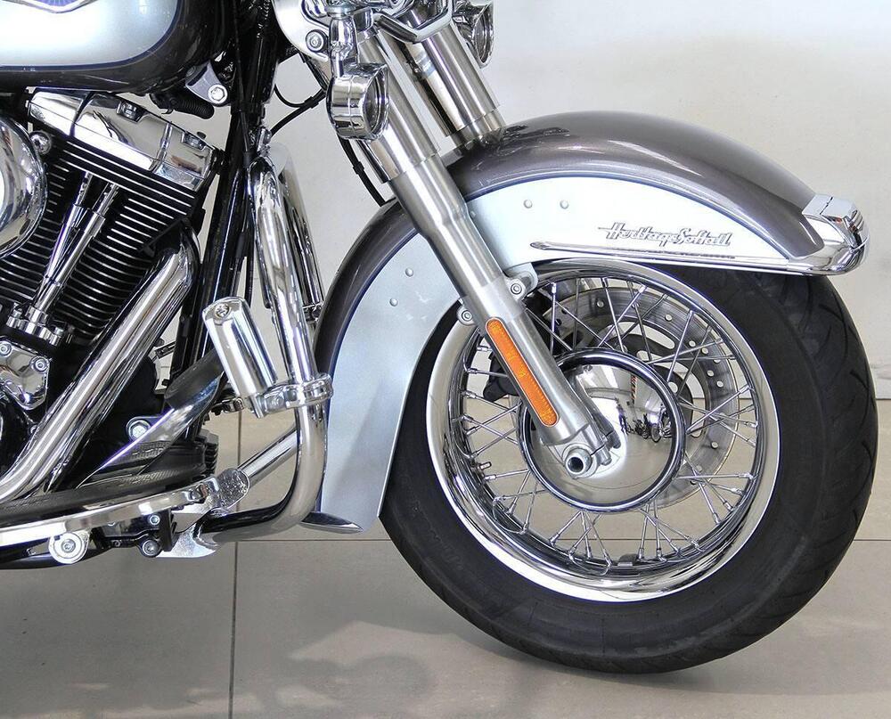 Harley-Davidson 1690 Heritage Classic (2011 - 17) - FLSTC (2)