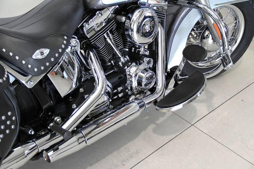 Harley-Davidson 1690 Heritage Classic (2011 - 17) - FLSTC (4)